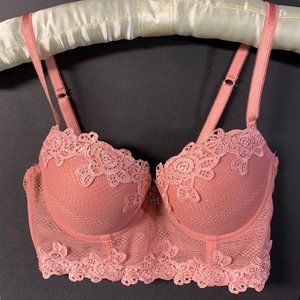 Daisy Fuentes Dusty Pink Lacy Bra - Size 36 B